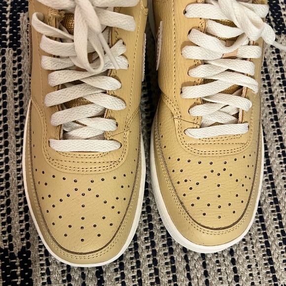 New Nike Court Vision Low Sneaker with Camo - Picture 8 of 11